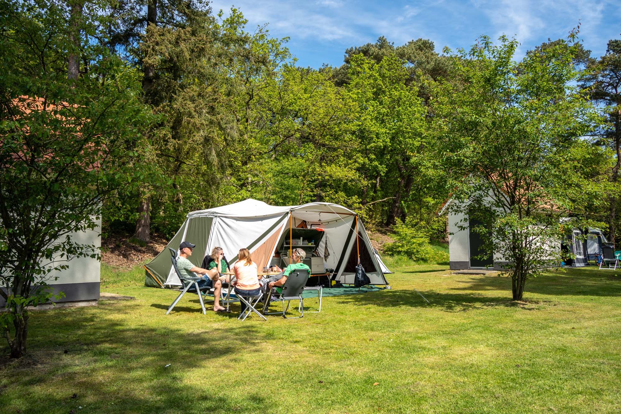 Camping with private sanitary facilities